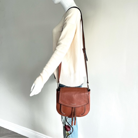 ♦️SOLD♦️MARC JACOBS Maverick Pebble Leather Flap w Suede Ties Saddle Shoulder - Picture 4 of 16